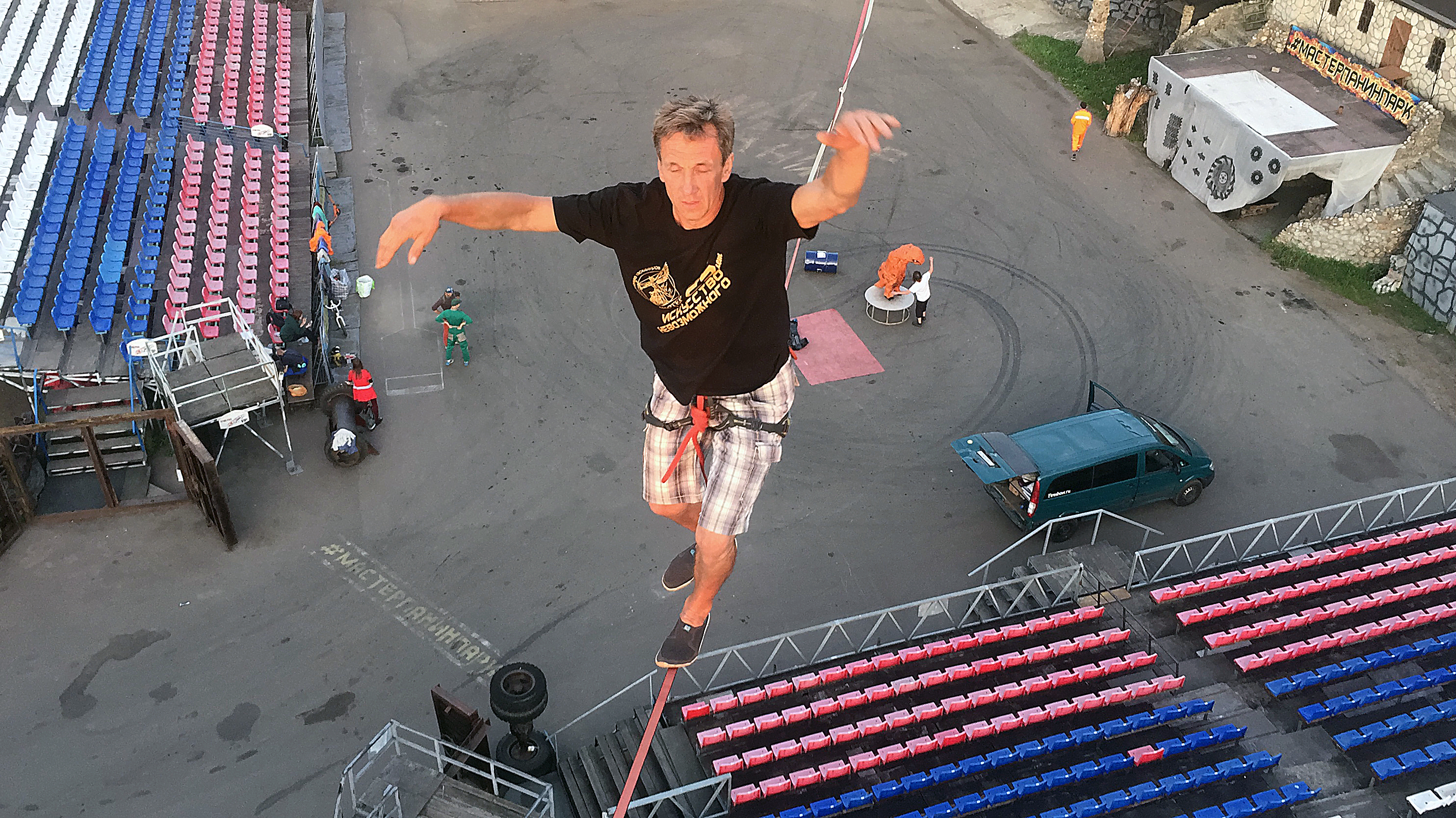 Геннадий Скрипко (на фото) превратил свое увлечение в профессию 