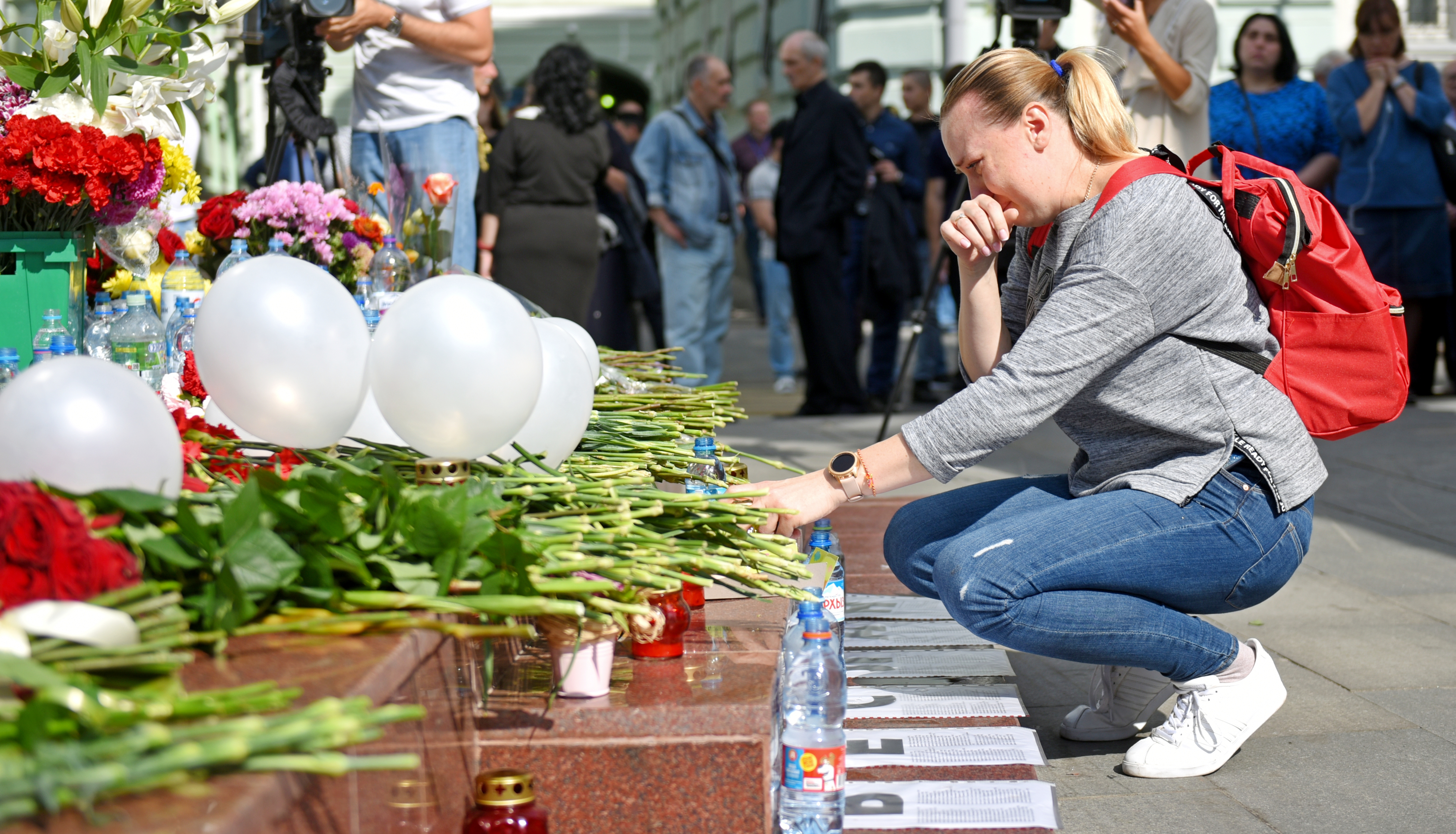 Какая трагедия произошла сегодня в москве. Теракт в Беслане 1 сентября. Беслан трагедия 1 сентября.