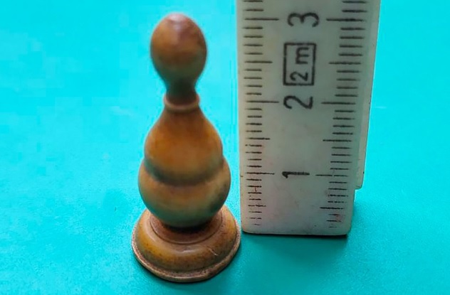 На улице Остоженке столичные археологи нашли старинную шахматную фигуру.