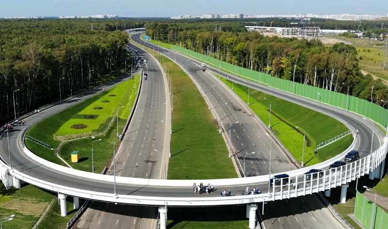 Сразу несколько новых дорог и развязок открылось в Москве за последние три дня