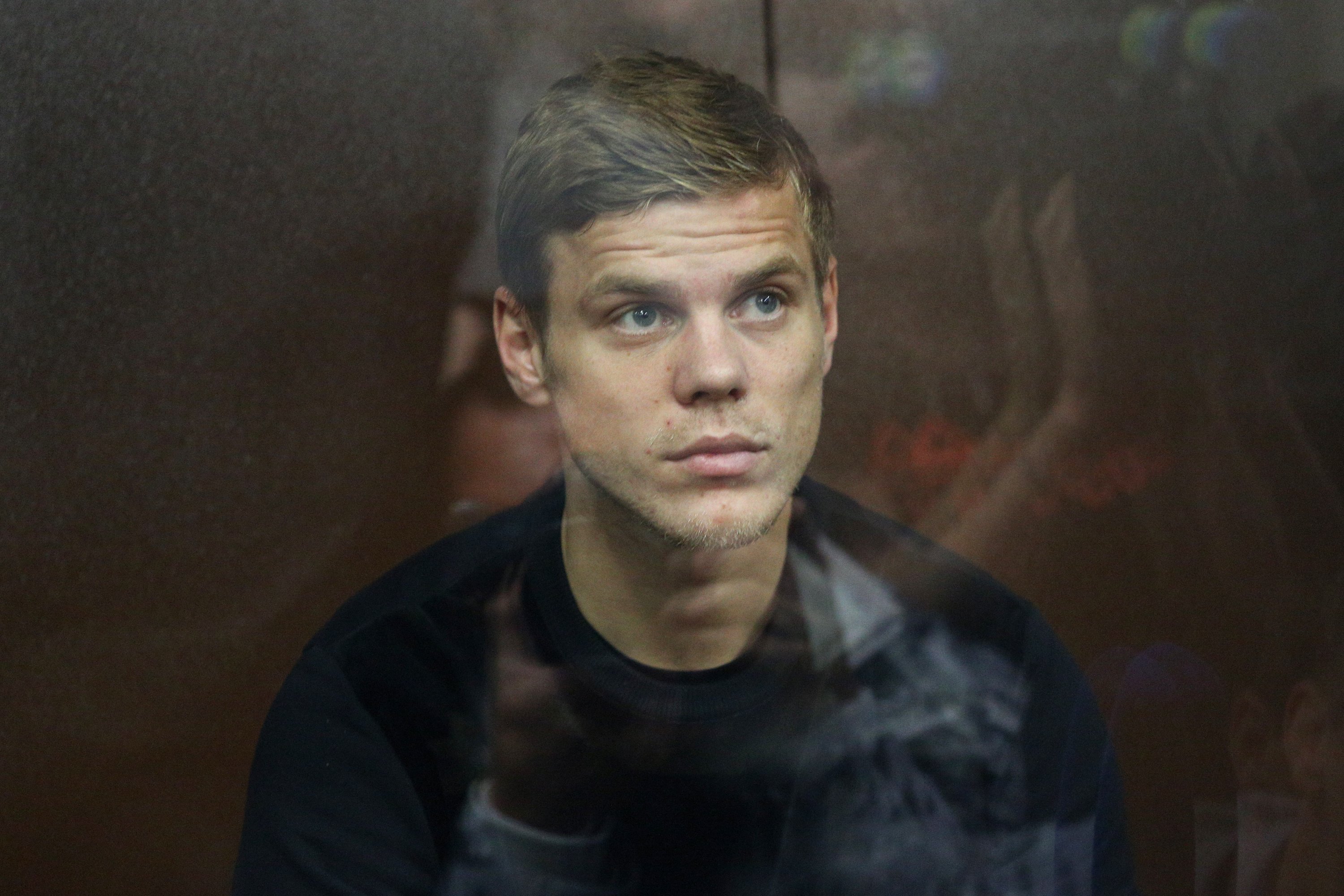 После видео с ярким голом Кокорину припомнили прошлое в тюрьме