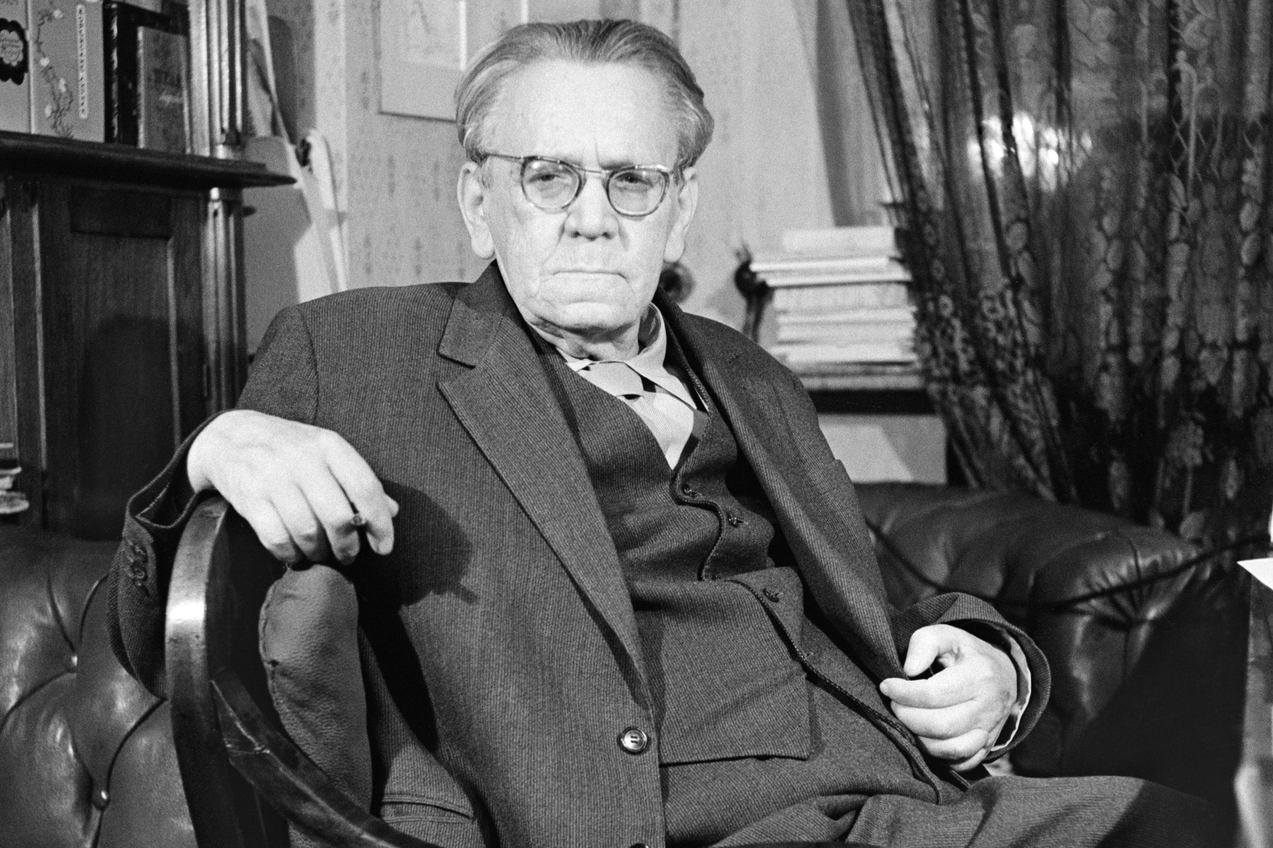 Писатель Самуил Маршак