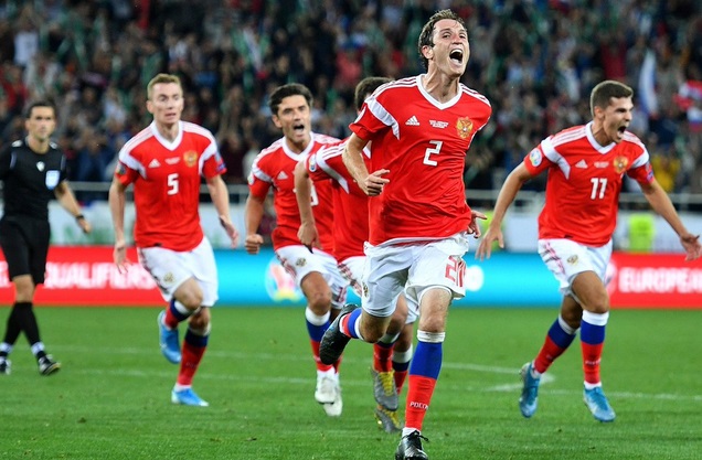 Россияне после шести встреч с 15 очками занимают в группе 2-е место