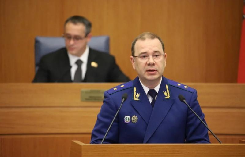 Путин наградил орденом Почета прокурора Москвы Дениса Попова