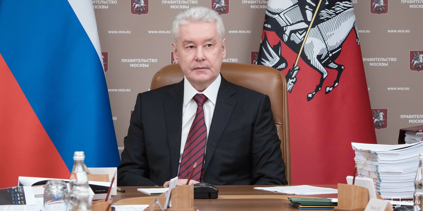 Мэр Москвы Сергей Собянин заявил, что в будние дни на городском транспорте совершается 19,4 миллиона поездок