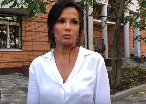 Ольга Белошицкая считает, что оранжевый цвет предупреждает об опасности