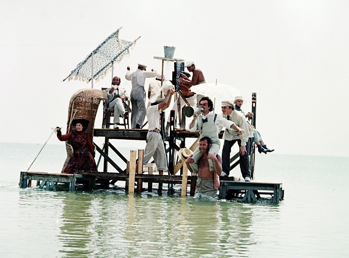 Кадр из фильма «Раба любви» (Никита Михалков, 1976 год) про жизнь ялтинской «кинофабрики» в 1918 году 