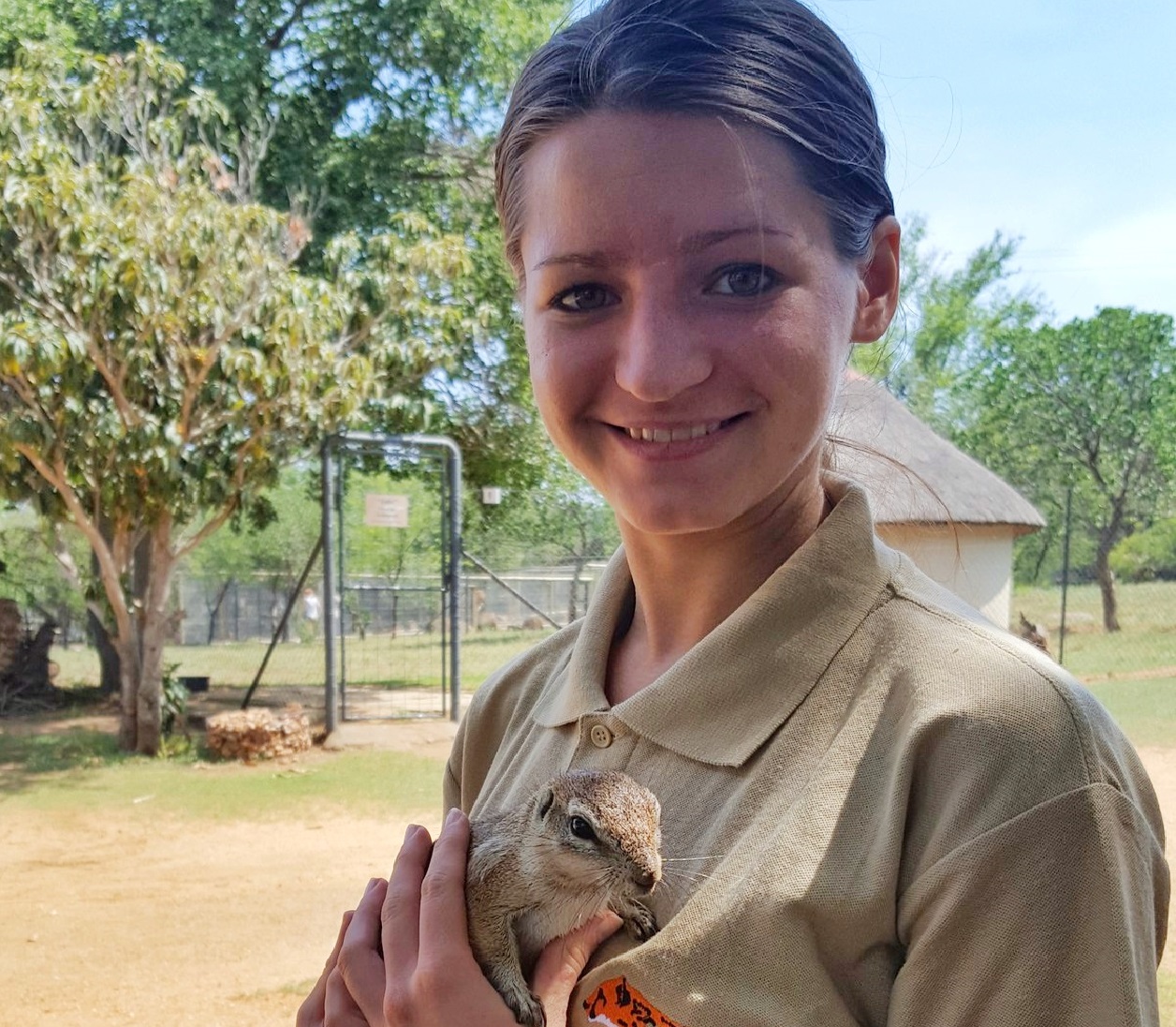 Южная Африка. В Центре по разведению гепардов Наталья Акимова ухаживала не только за большими кошками. Земляные белки там тоже были