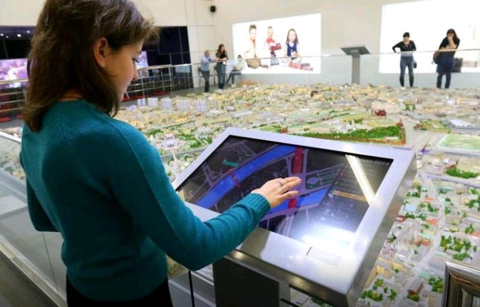 Более 300 зданий на макете Москвы обновят во время реконструкции