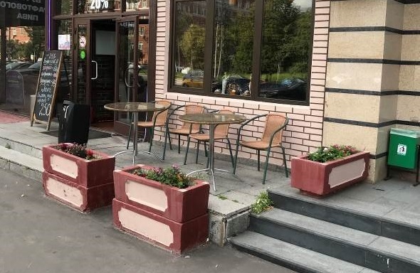 Госинспекция демонтировала незаконное кафе в Хорошевском районе