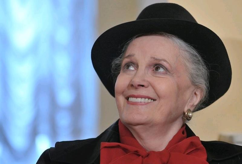 Памятник Элине Быстрицкой установят к апрелю 2020 года 