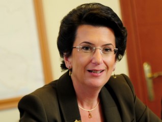 По мнению экс-спикера парламента Грузии Бурджанадзе, Россия была «незаслуженно оскорблена»