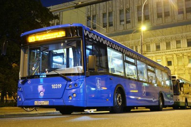 Дополнительные автобусные рейсы организовали на севере Москвы