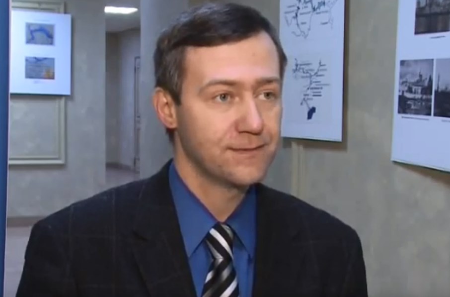 Ведущий аналитик Регионального общественного центра интернет-технологий Урван Парфентьев