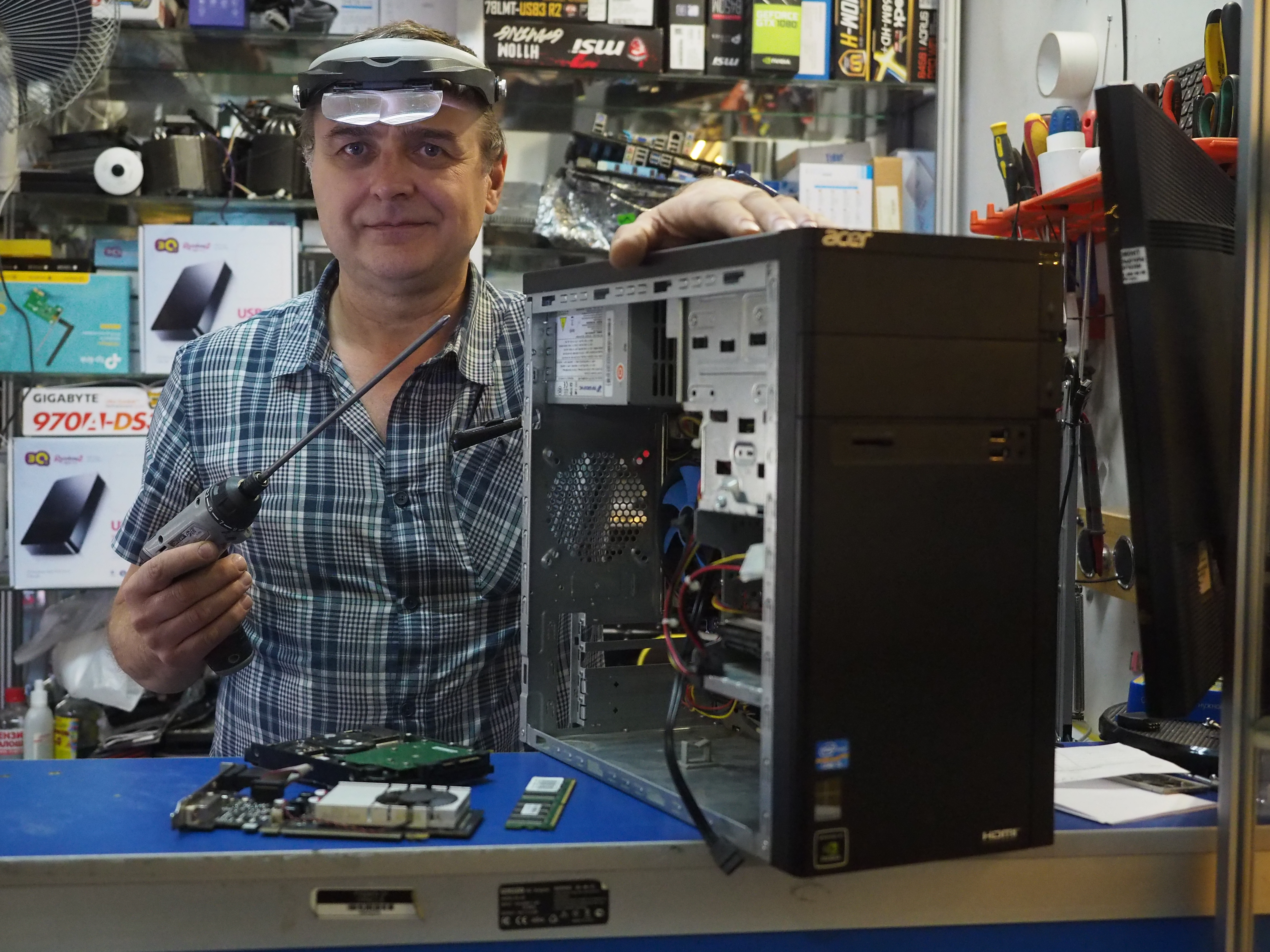 Мастер по ремонту компьютеров Игорь Рыбальченко предупреждает: не давайте себя обманывать!