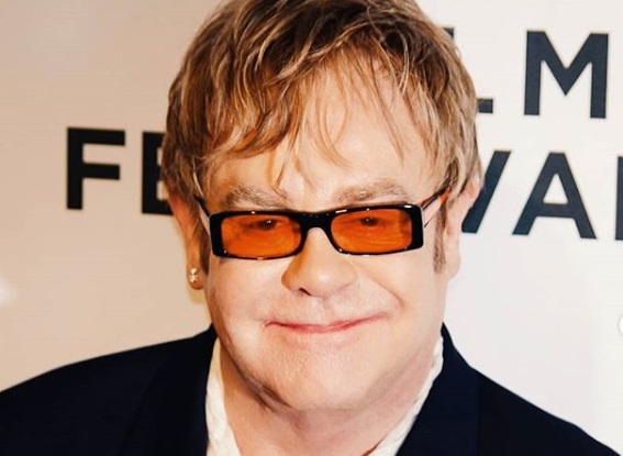 По результатам биопсии стало ясно, что Элтон Джон болен раком