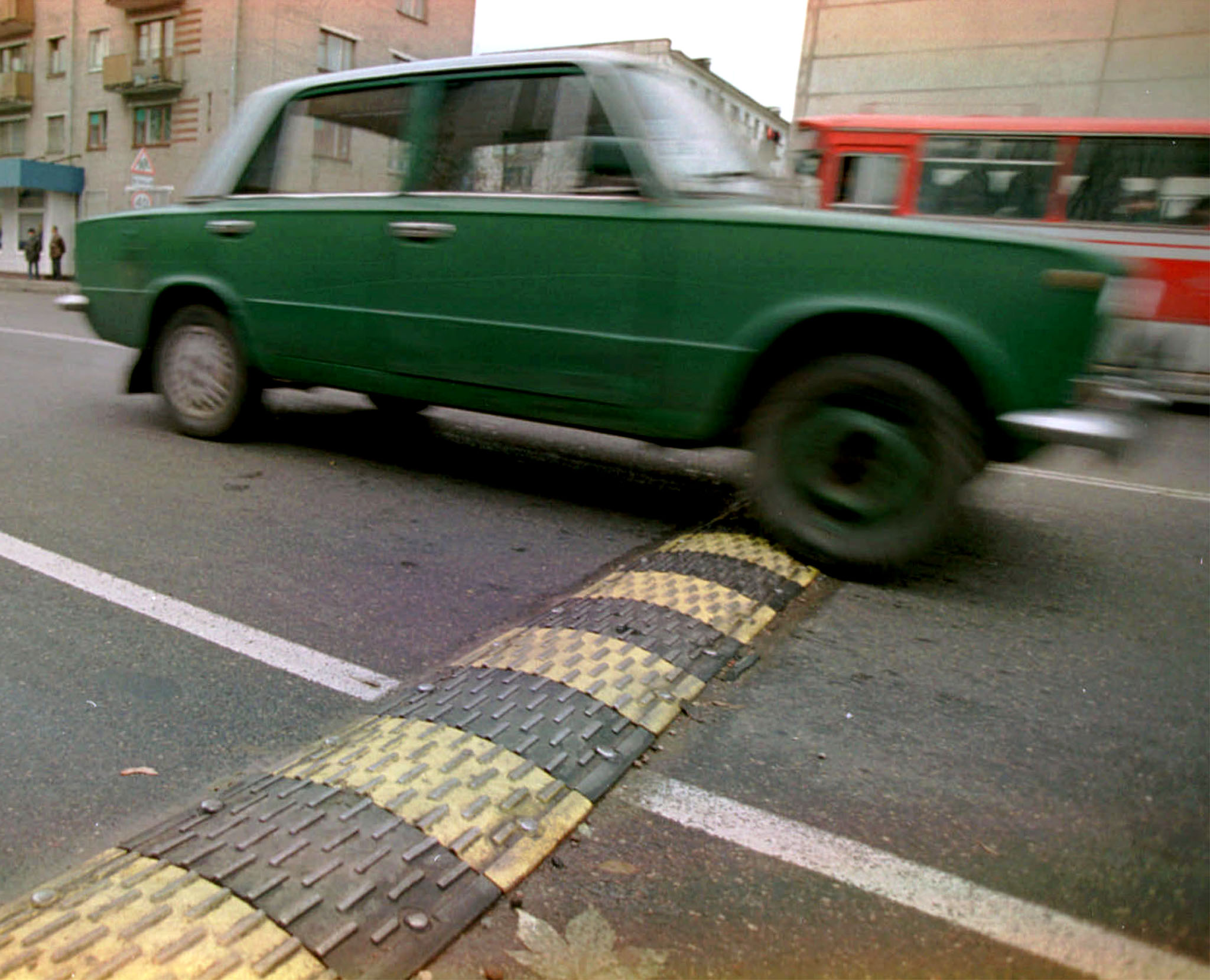 СМИ: Умные «лежачие полицейские» появятся на дорогах России в 2020 году