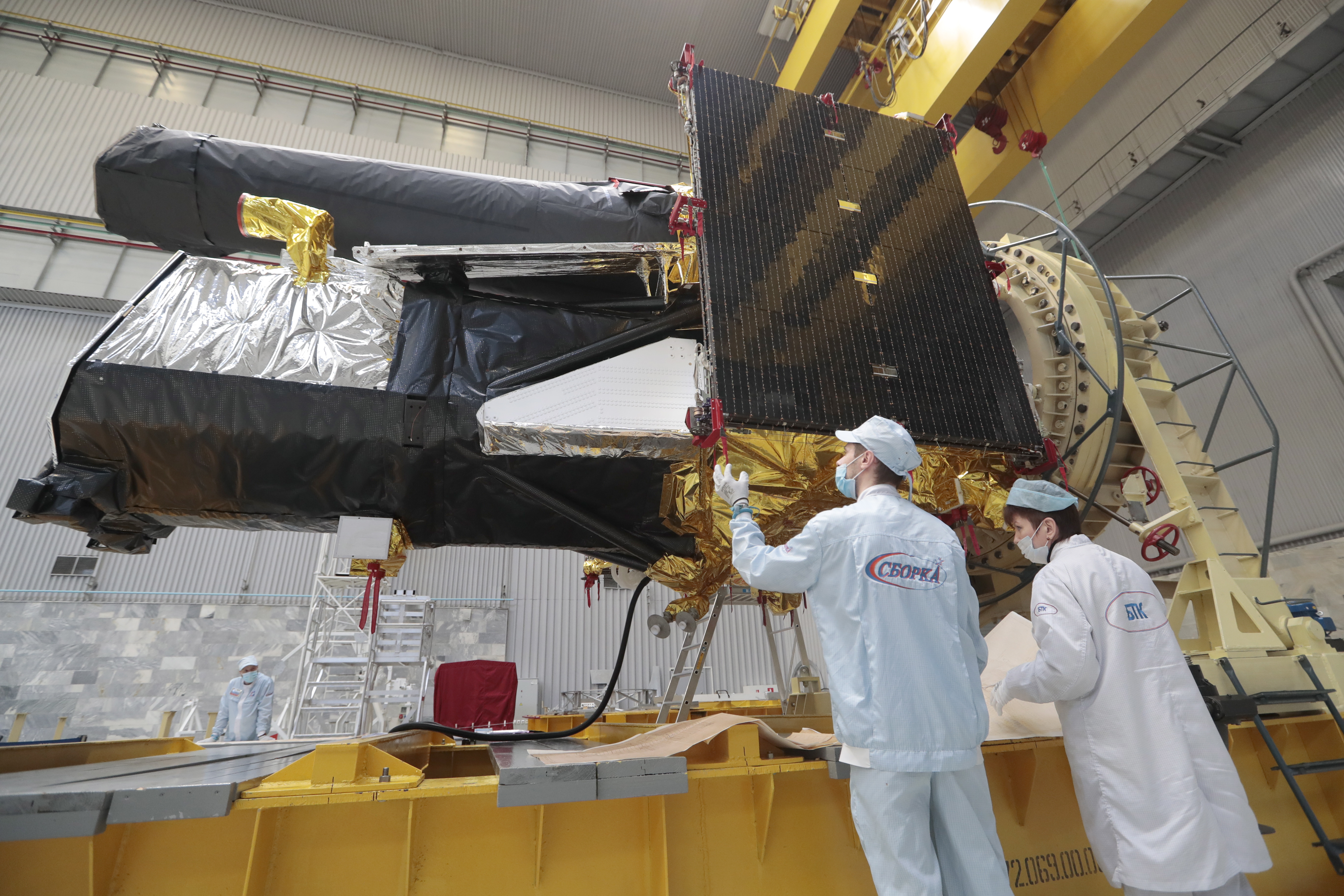 Российско-германская обсерватория подверглась неизученному влиянию космоса