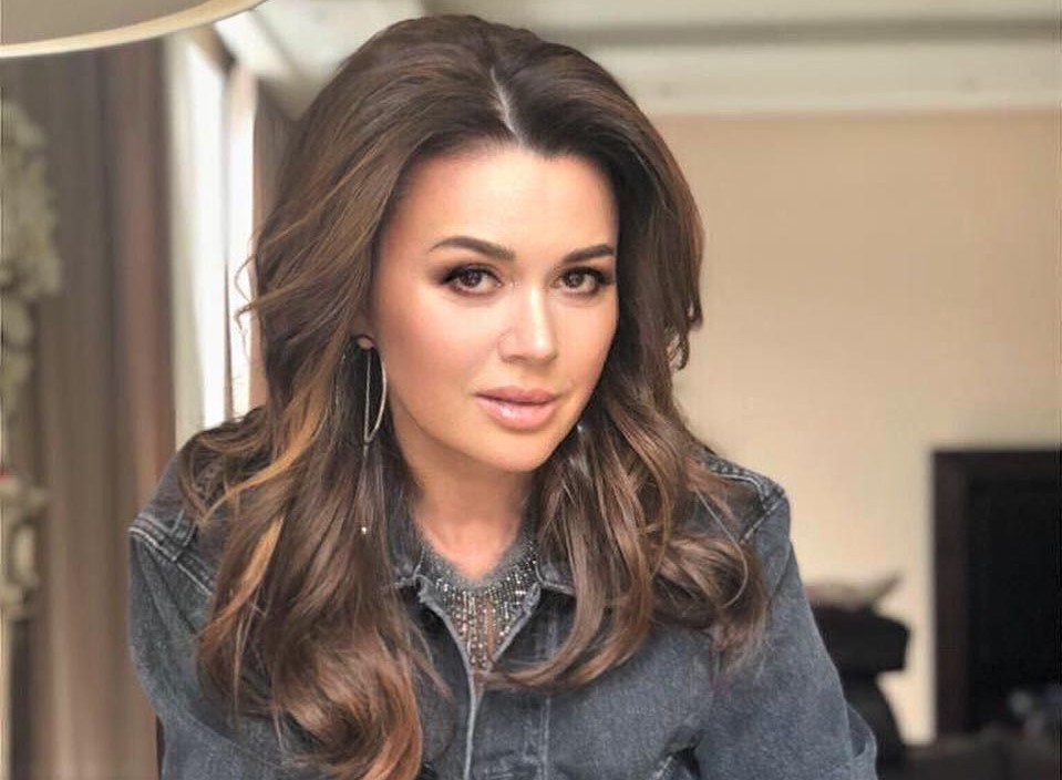 Онколог: При лечении Заворотнюк могут применить смертельный вирус