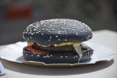 Еда на бегу. Стрит-фуд наступает и выигрывает