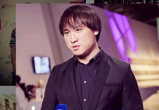 Сангаджи Тарбаев: У нас есть игра — я качаю сыновей, пока они считают на четырех языках