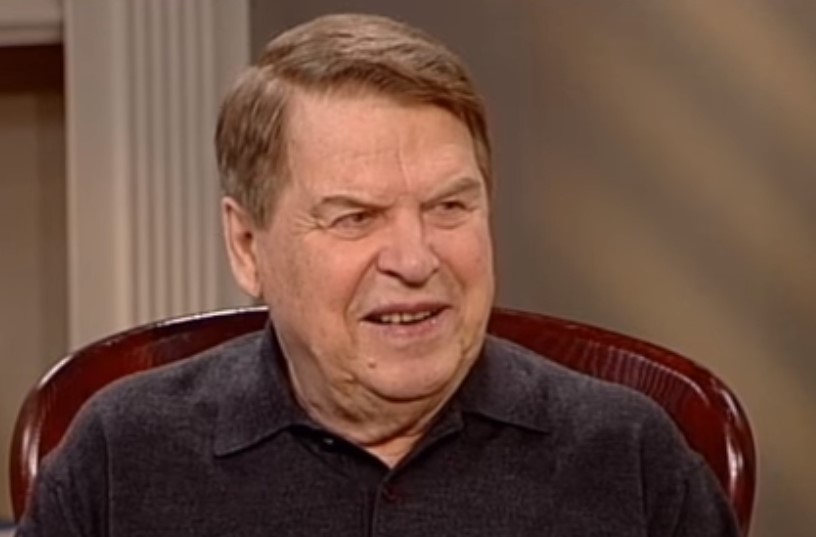 Михаил Кокшенов