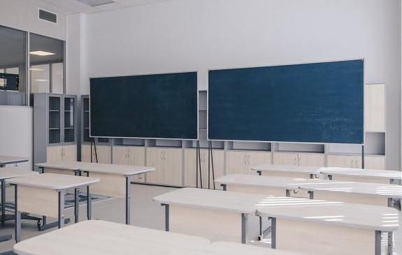 Петицию против увольнения агрессивного учителя ОБЖ запустили в Тюмени