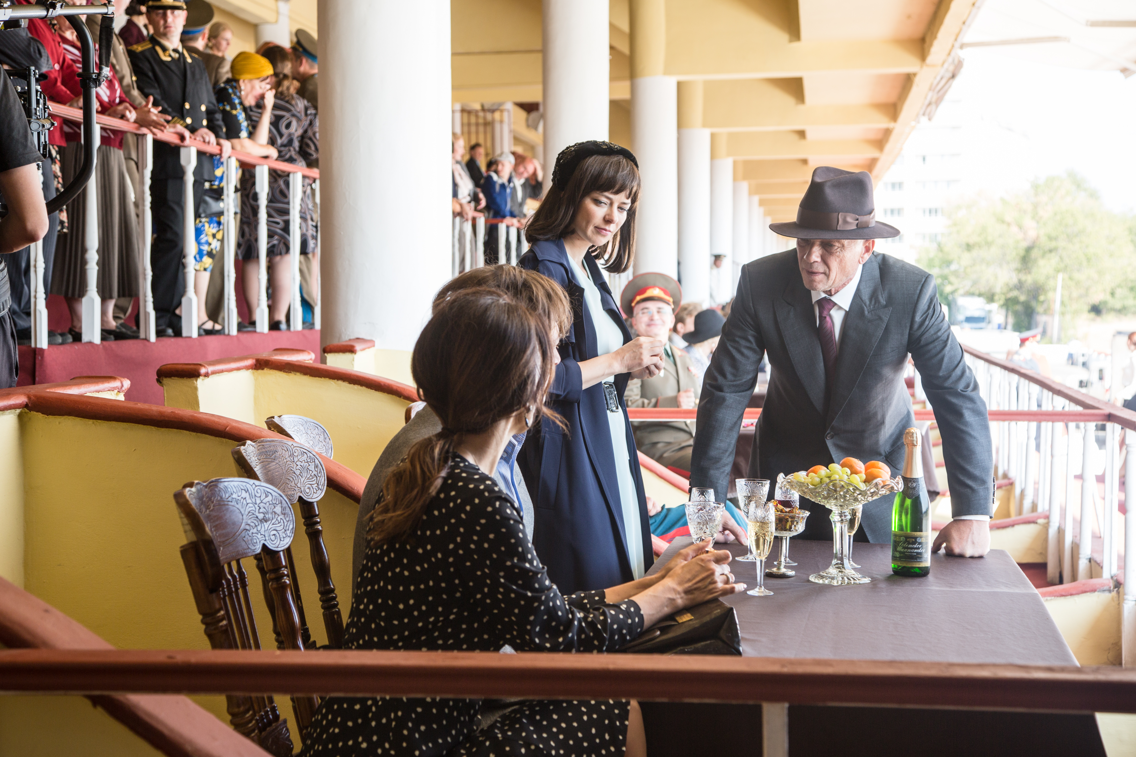 Иван Петрович Черкасов, как всегда, занят расследованием сложного дела