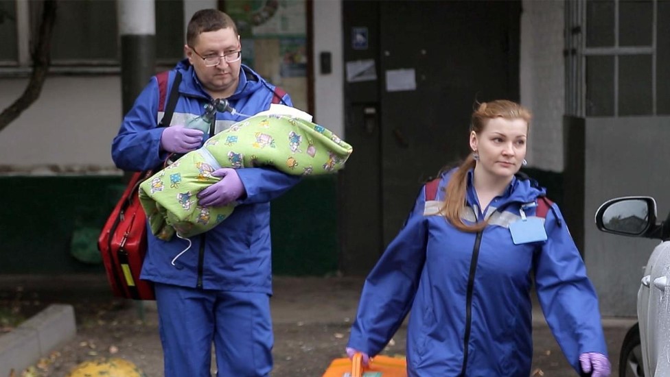 У Дарьи Ивановой врачи скорой помощи спасли новорожденную дочь