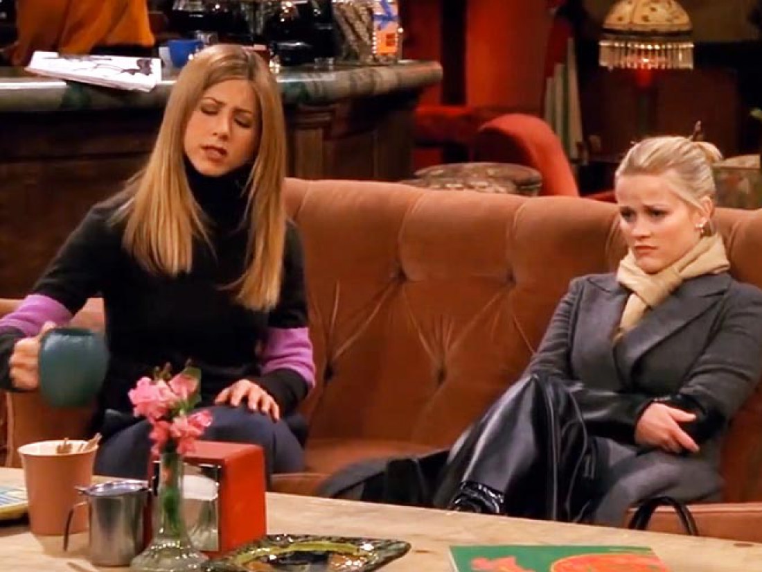 Энистон в сериале сыграла Рэйчел Грин, а Уизерспун, согласно сюжетной линии, была одной из ее сестер — Джилл