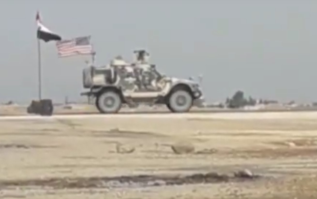 СМИ: Американские военные разрушили свою базу в Сирии