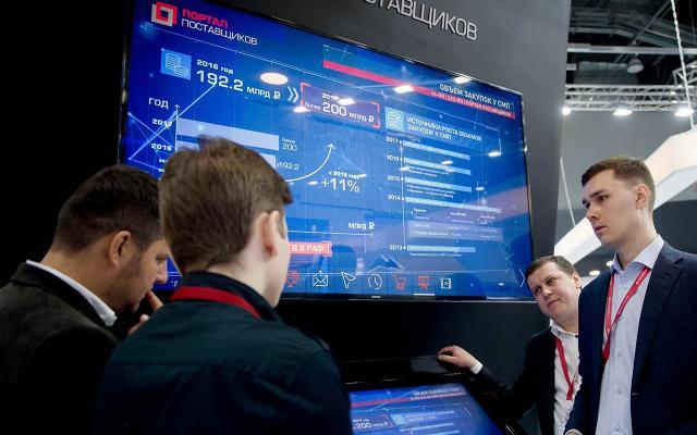 Почти 300 тысяч контрактов со средним и малым бизнесом заключено на Портале поставщиков