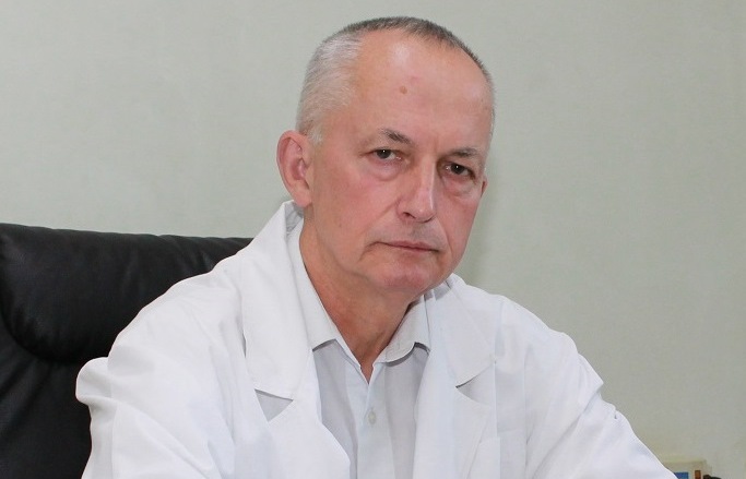 Леонид Кожанов начал разрабатывать уникальный голосовой протез еще в 2006 году. После многолетних клинических исследований прибор удалось запатентовать