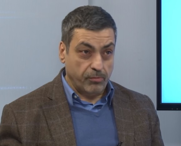 Павел Глоба объяснил, как распознать астролога-афериста