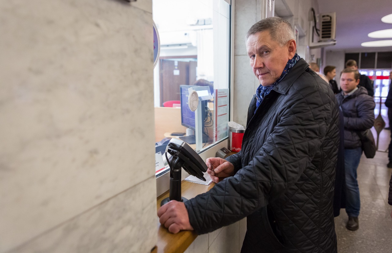 Директор Самарского метрополитена Сергей Шамин на презентации тематических билетов 