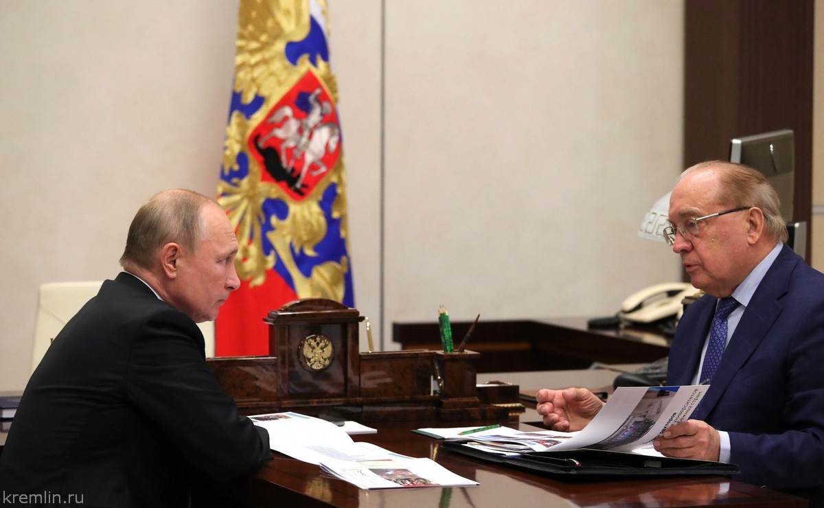 Важным пунктом обсуждения стало актуальное положение университета на международной арене