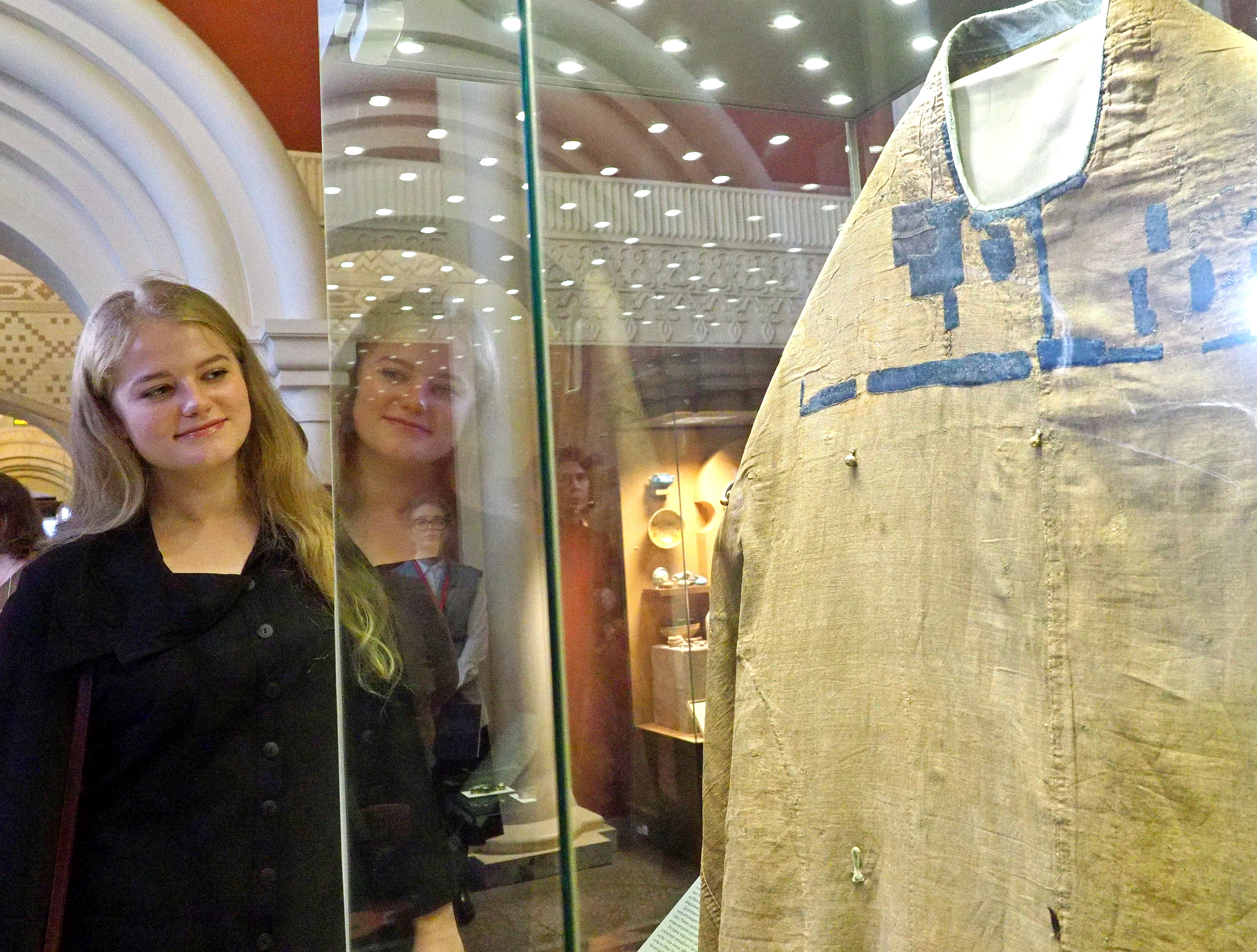 Москвичка Полина Симакова на выставке «Дмитрий Донской. Государь. Воин. Защитник веры»