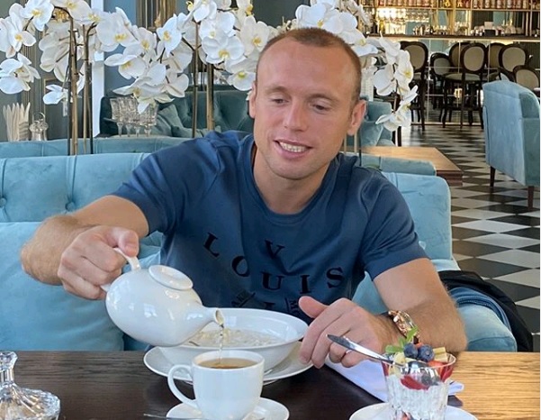 «Пришло время двигаться дальше»: Денис Глушаков покинул «Ахмат»