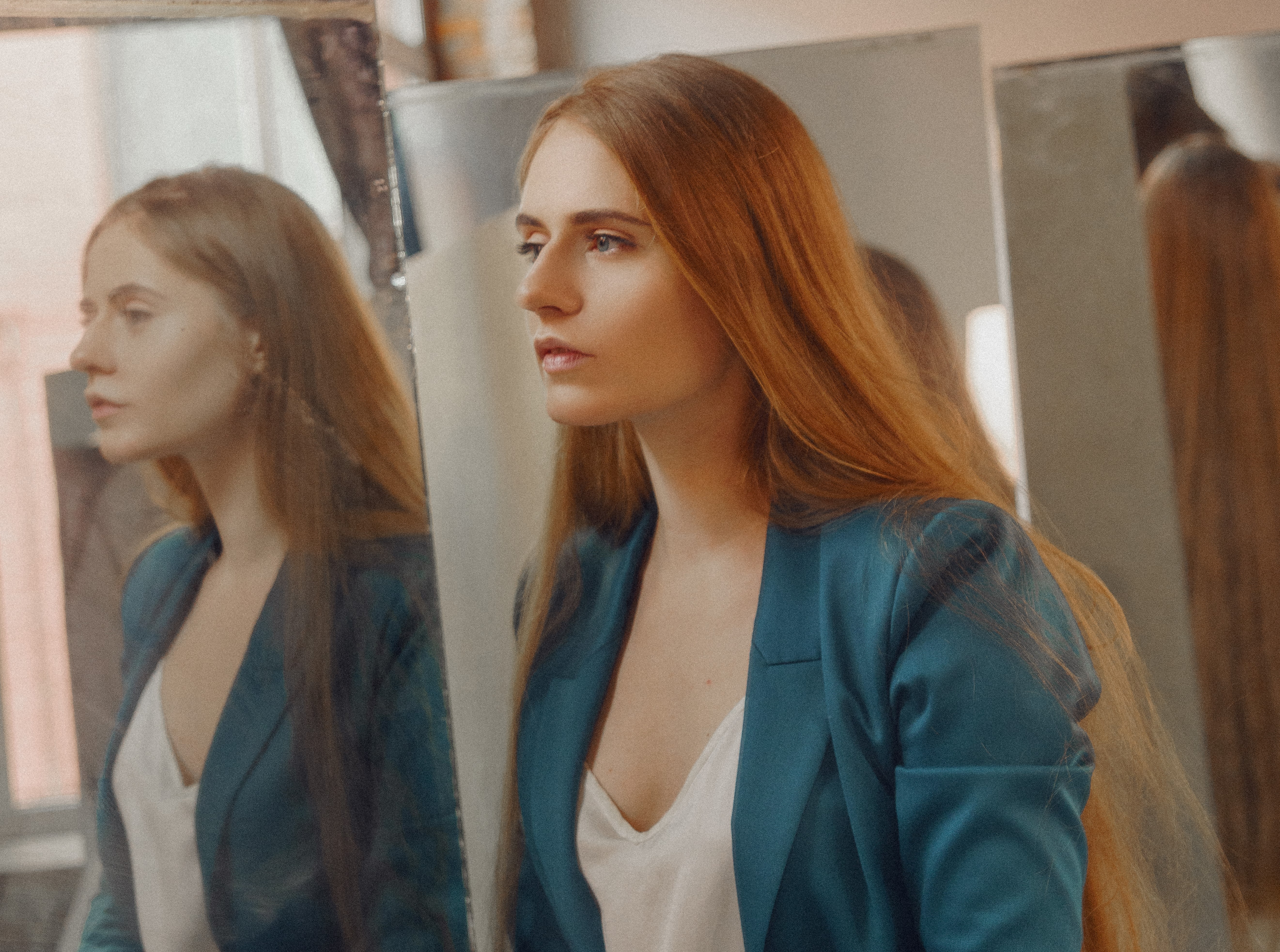 Солистка и создатель коллектива Elena et les garçons Елена Липаева