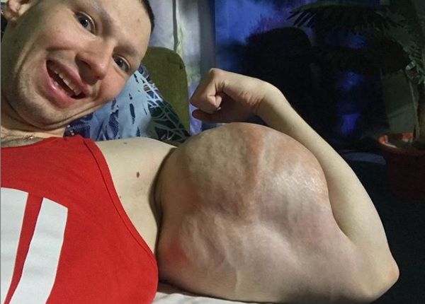 Кирилл Терешин как-то раз даже «прощался» со своими поклонниками и вызвал скорую