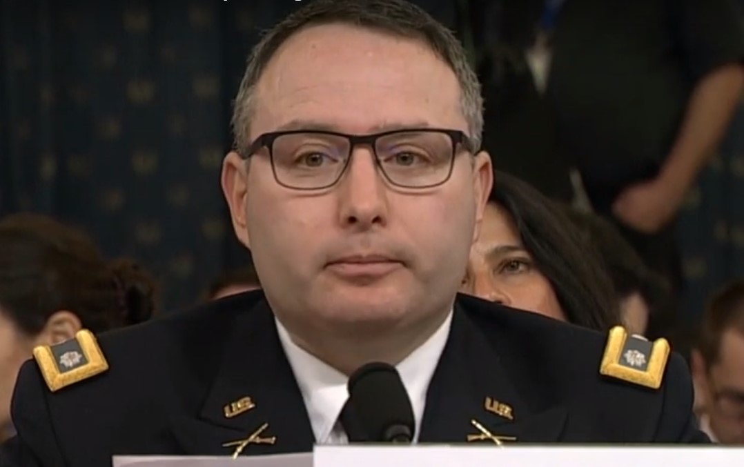 Сотрудник Совета национальной безопасности (СНБ) Белого дома, подполковник Александер Виндман является американцем украинского происхождения