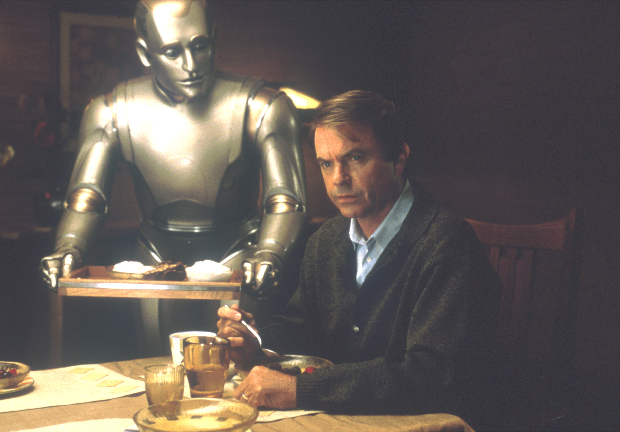 Специалист назвал профессии, которые не смогут роботизировать