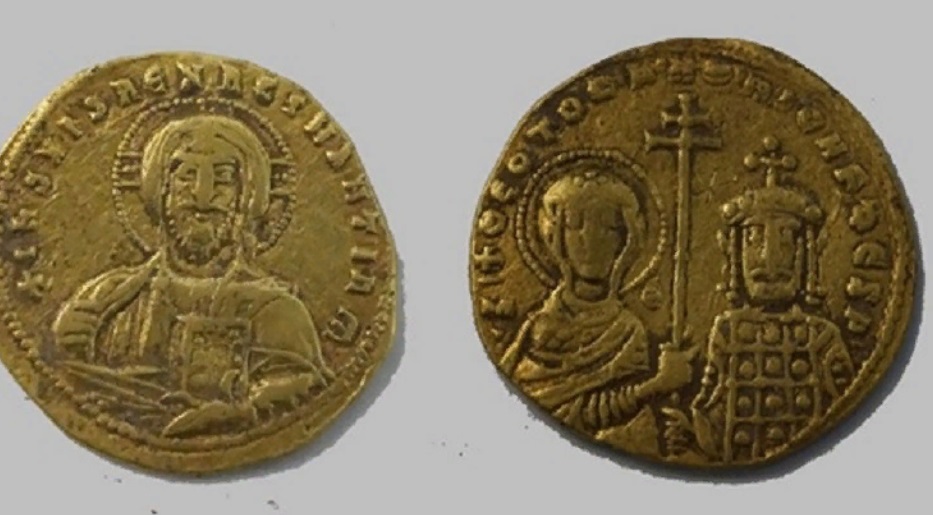 Древнейший экземпляр был создан во времена правления Фоки, в 963–969 годы