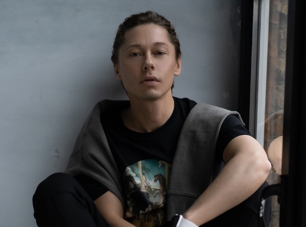 У Дмитрия Бикбаева нет времени на отдых из-за постоянной занятости на работе и переездов