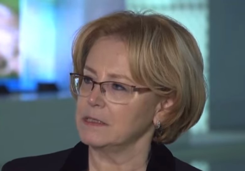 Глава Минздрава опровергла слухи о скорой отставке кардиохирурга