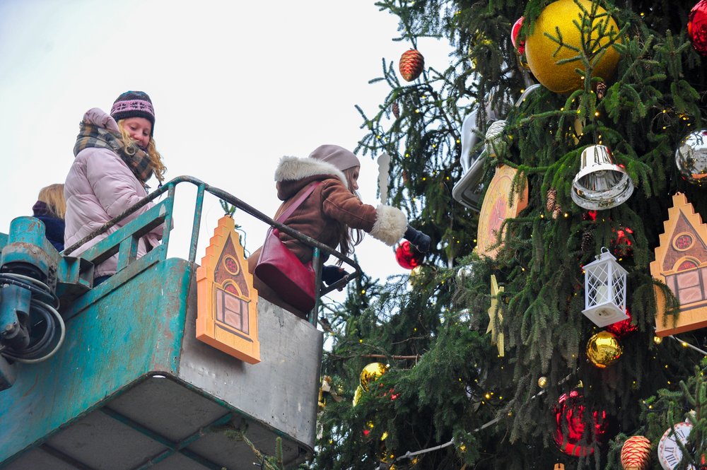 Маленьких москвичей научат создавать новогодние игрушки в Музее Победы