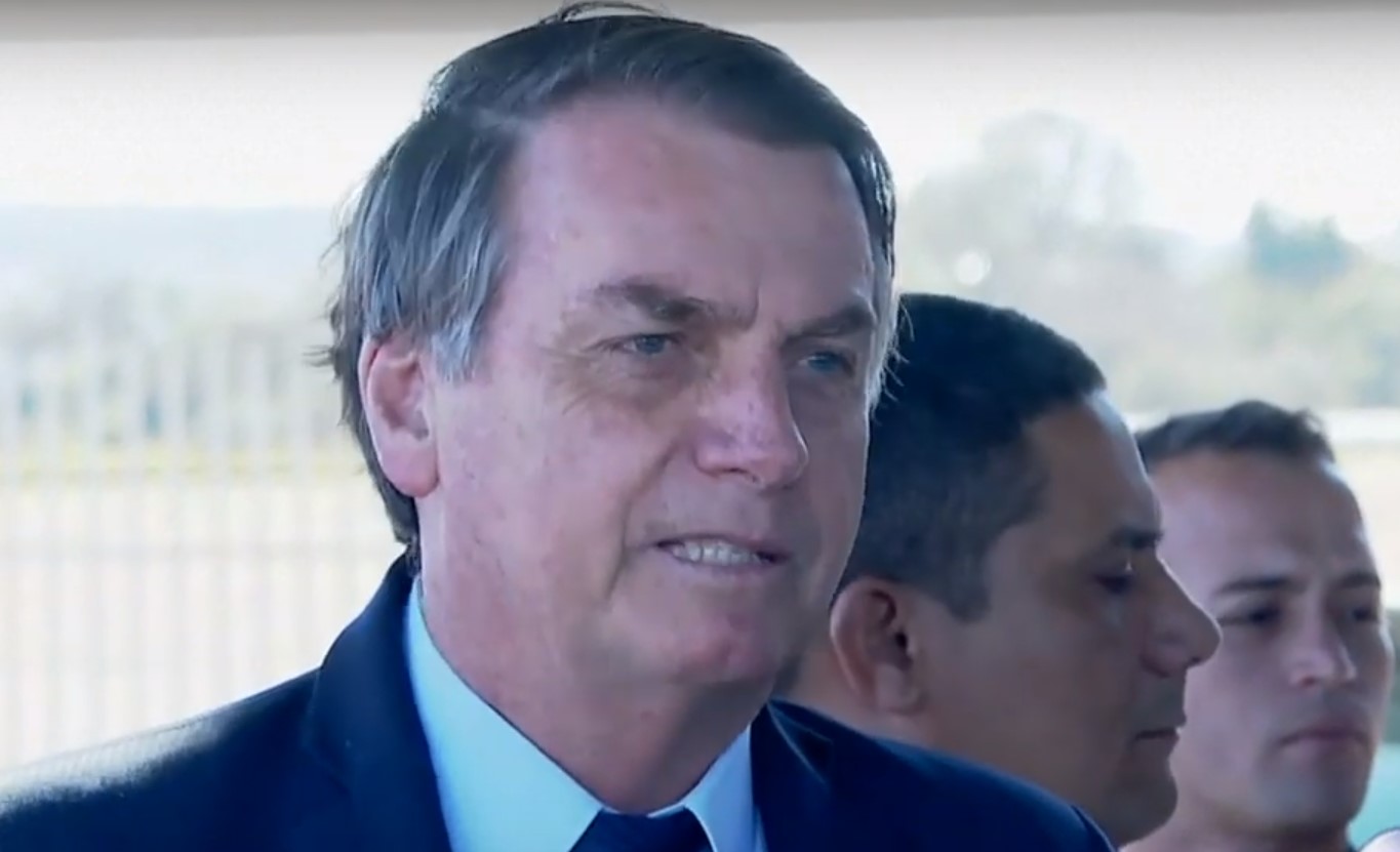 Отмечается, что в Москву может прибыть президент Бразилии Жаир Болсонару или его представитель