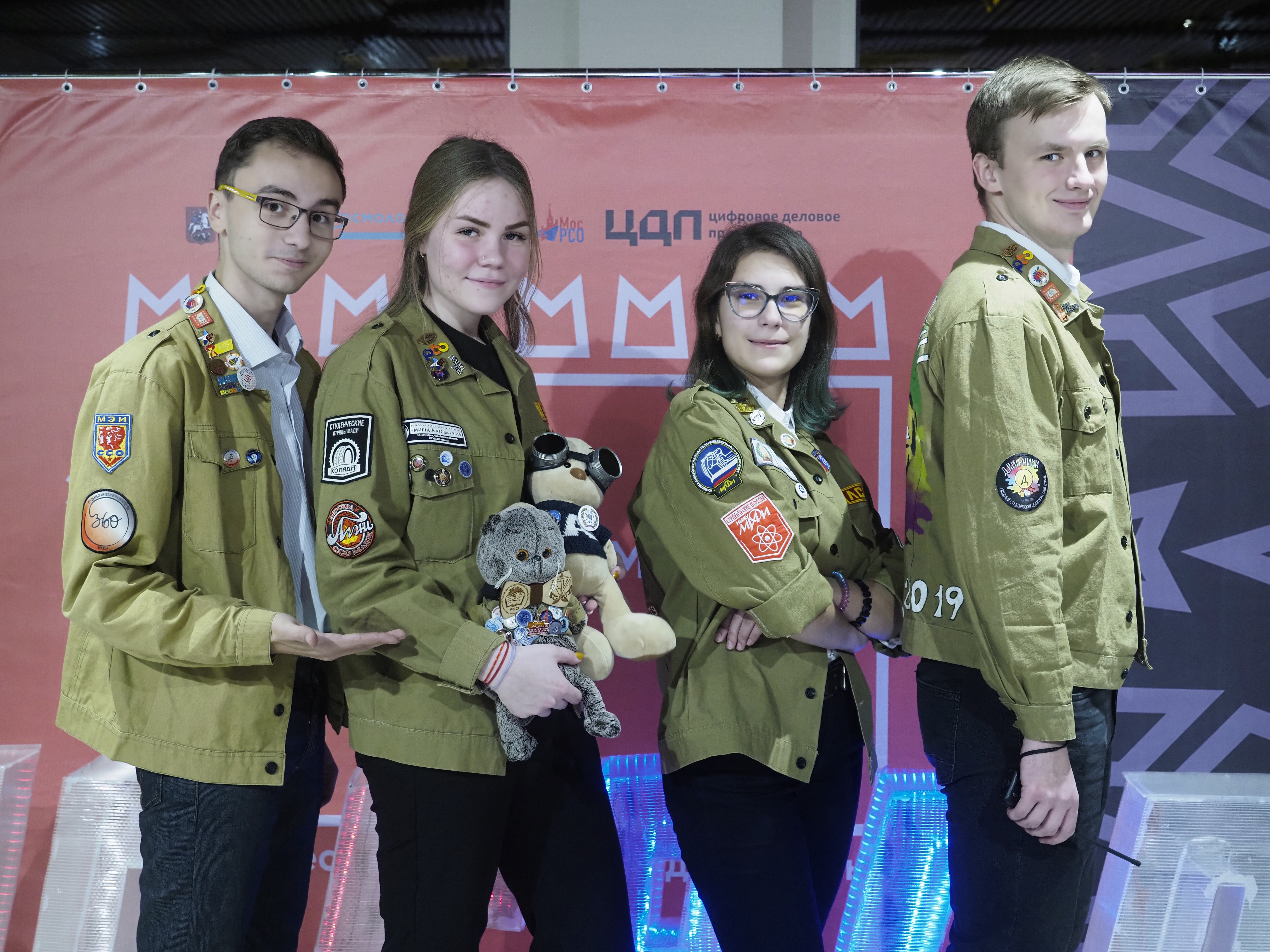 Участники студенческих отрядов столицы (слева направо) Максим Губогло, Галина Радкевич, Алена Виноградова и Артем Судариков