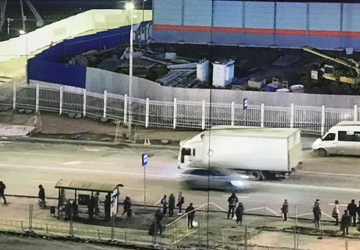 Инцидент произошел в 12:30 на улице Каспийской возле дома № 13а