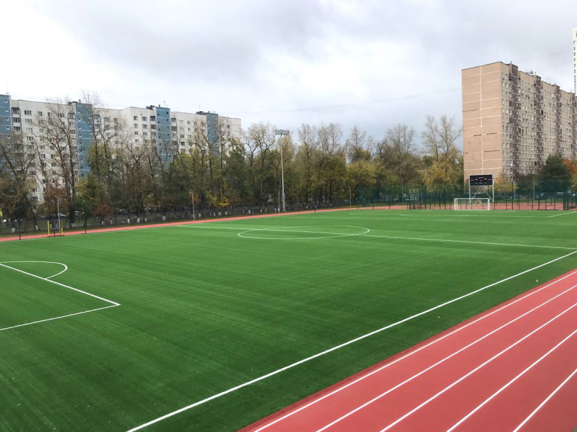 Реконструкцию стадиона «Машиностроитель» завершили в Красногорске